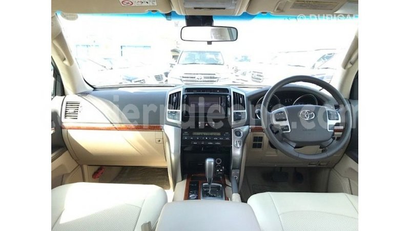 Big with watermark toyota land cruiser kailahun import dubai 6058