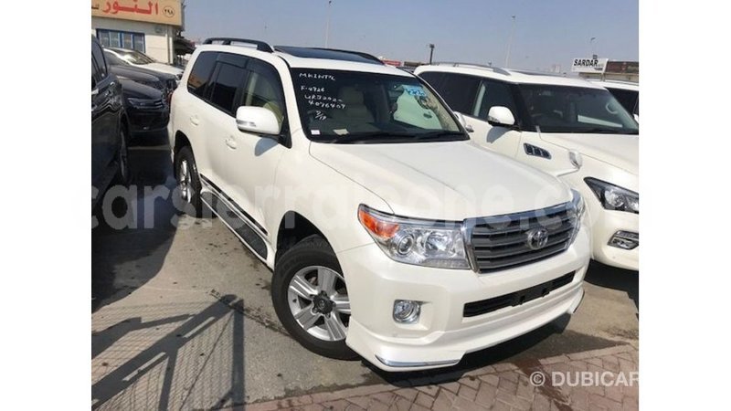 Big with watermark toyota land cruiser kailahun import dubai 6058