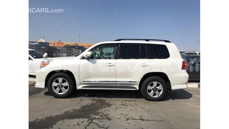 Big with watermark toyota land cruiser kailahun import dubai 6058