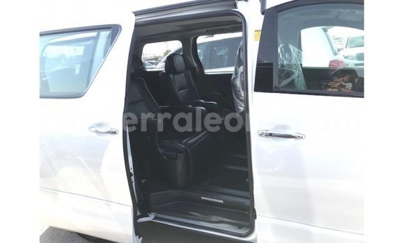 Buy Import Toyota Vellfire White Car in Import - Dubai in Kailahun Buy Import Toyota Vellfire White Car in Import - Dubai in Kailahun
