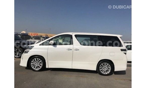 Buy Import Toyota Vellfire White Car in Import - Dubai in Kailahun Buy Import Toyota Vellfire White Car in Import - Dubai in Kailahun