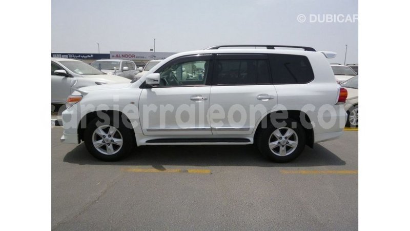 Big with watermark toyota land cruiser kailahun import dubai 6061
