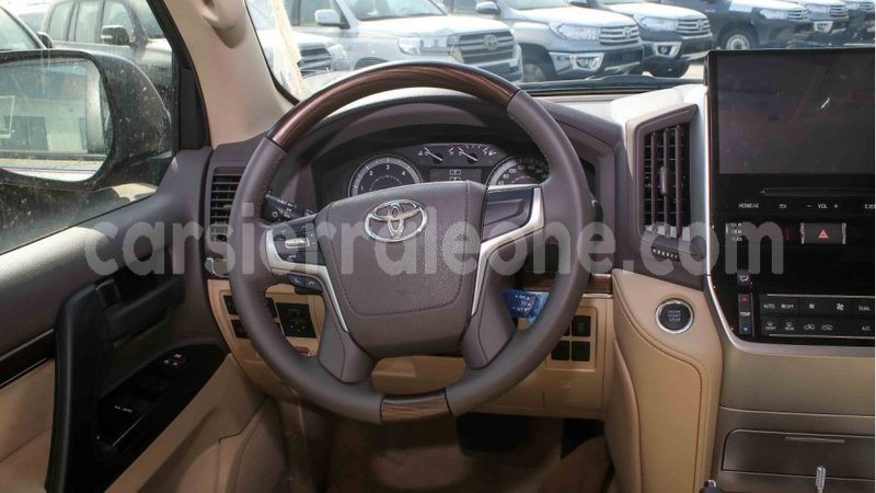 Big with watermark toyota land cruiser kailahun import dubai 6064