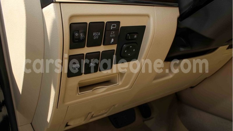 Big with watermark toyota land cruiser kailahun import dubai 6064