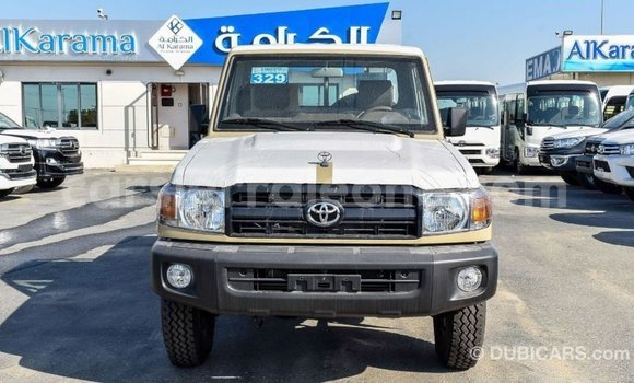 Buy Import Toyota Land Cruiser Beige Car in Import - Dubai in Kailahun Buy Import Toyota Land Cruiser Beige Car in Import - Dubai in Kailahun