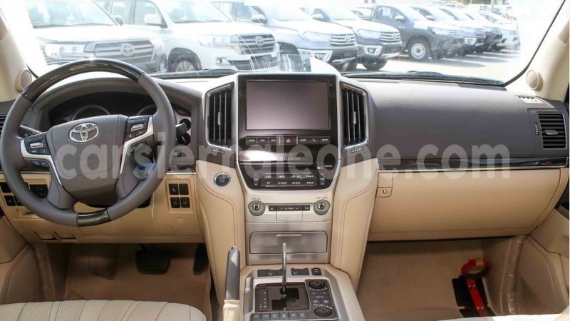 Big with watermark toyota land cruiser kailahun import dubai 6067