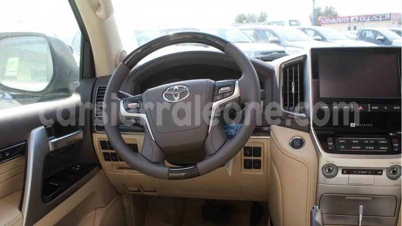 Big with watermark toyota land cruiser kailahun import dubai 6067