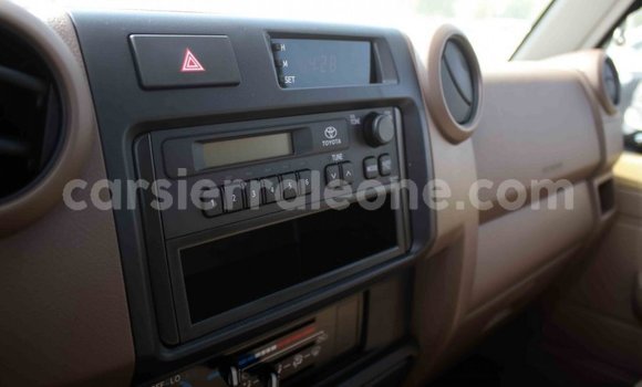 Buy Import Toyota Land Cruiser Beige Car in Import - Dubai in Kailahun Buy Import Toyota Land Cruiser Beige Car in Import - Dubai in Kailahun