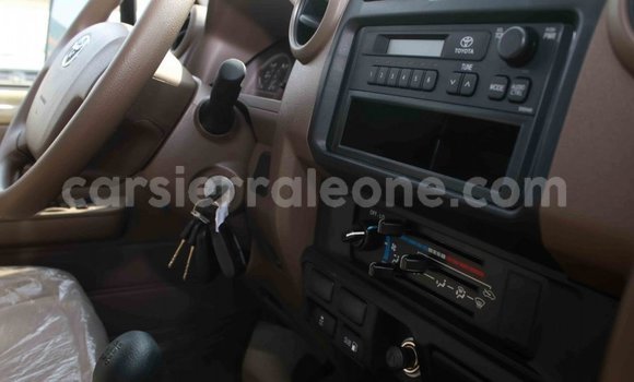 Buy Import Toyota Land Cruiser Beige Car in Import - Dubai in Kailahun Buy Import Toyota Land Cruiser Beige Car in Import - Dubai in Kailahun