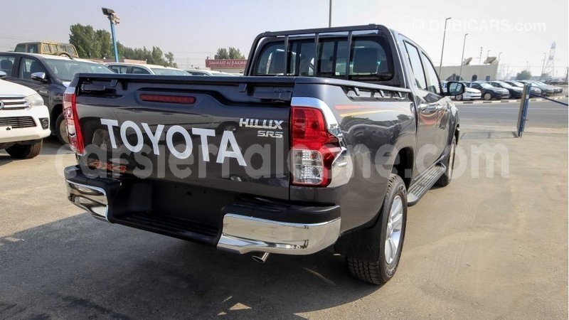 Big with watermark toyota hilux kailahun import dubai 6070