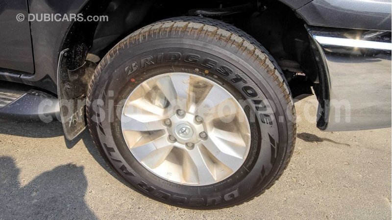 Big with watermark toyota hilux kailahun import dubai 6070