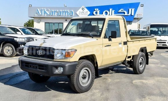 Buy Import Toyota Land Cruiser Beige Car in Import - Dubai in Kailahun Buy Import Toyota Land Cruiser Beige Car in Import - Dubai in Kailahun