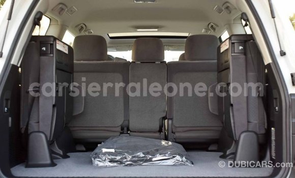 Buy Import Toyota Land Cruiser White Car in Import - Dubai in Kailahun Buy Import Toyota Land Cruiser White Car in Import - Dubai in Kailahun