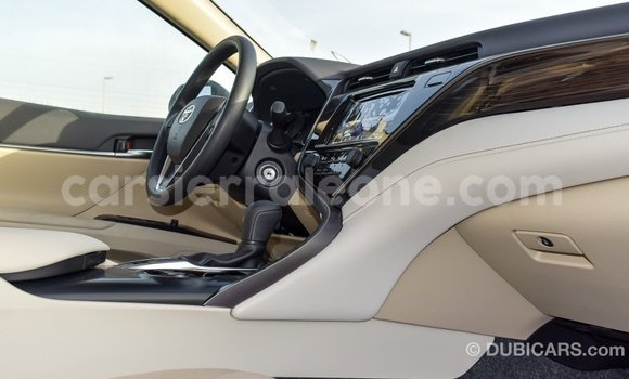 Buy Import Toyota Camry White Car in Import - Dubai in Kailahun Buy Import Toyota Camry White Car in Import - Dubai in Kailahun