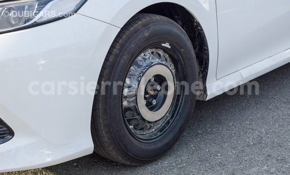 Buy Import Toyota Camry White Car in Import - Dubai in Kailahun Buy Import Toyota Camry White Car in Import - Dubai in Kailahun