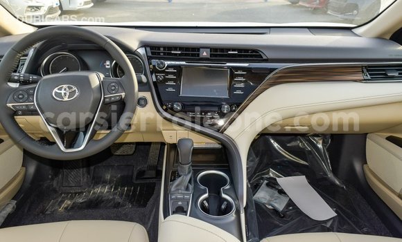 Buy Import Toyota Camry White Car in Import - Dubai in Kailahun Buy Import Toyota Camry White Car in Import - Dubai in Kailahun