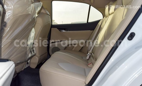 Buy Import Toyota Camry White Car in Import - Dubai in Kailahun Buy Import Toyota Camry White Car in Import - Dubai in Kailahun