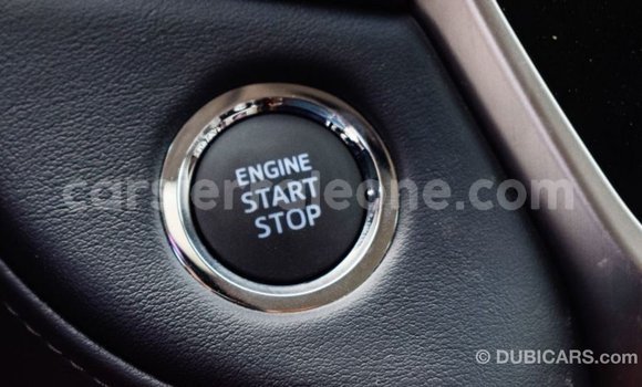 Buy Import Toyota Land Cruiser White Car in Import - Dubai in Kailahun Buy Import Toyota Land Cruiser White Car in Import - Dubai in Kailahun