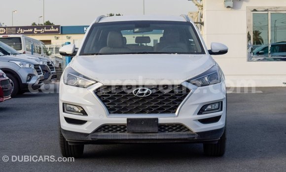 Buy Import Hyundai Tucson White Car in Import - Dubai in Kailahun Buy Import Hyundai Tucson White Car in Import - Dubai in Kailahun