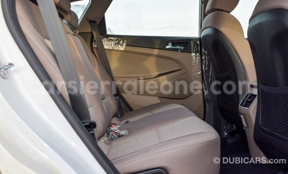 Buy Import Hyundai Tucson White Car in Import - Dubai in Kailahun Buy Import Hyundai Tucson White Car in Import - Dubai in Kailahun