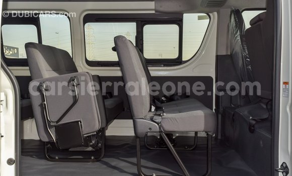 Buy Import Toyota Hiace White Car in Import - Dubai in Kailahun Buy Import Toyota Hiace White Car in Import - Dubai in Kailahun