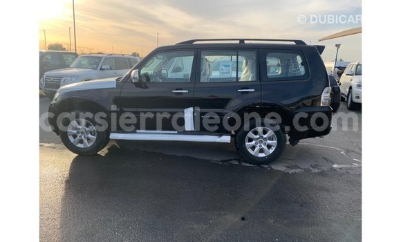 Buy Import Mitsubishi Pajero Black Car in Import - Dubai in Kailahun Buy Import Mitsubishi Pajero Black Car in Import - Dubai in Kailahun