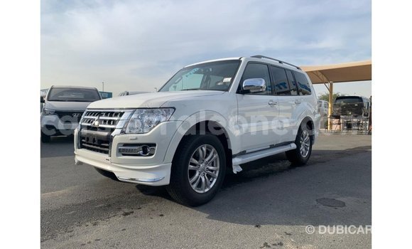 Buy Import Mitsubishi Pajero White Car in Import - Dubai in Kailahun Buy Import Mitsubishi Pajero White Car in Import - Dubai in Kailahun