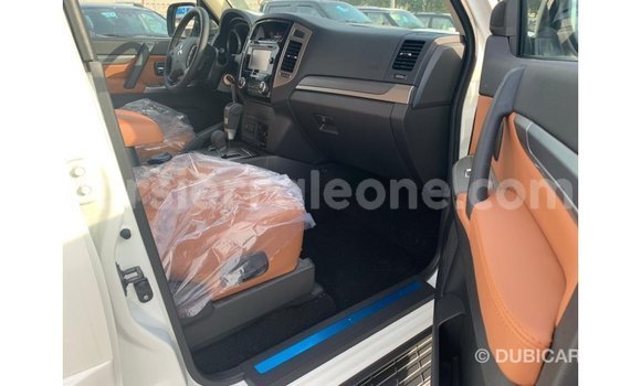 Buy Import Mitsubishi Pajero White Car in Import - Dubai in Kailahun Buy Import Mitsubishi Pajero White Car in Import - Dubai in Kailahun