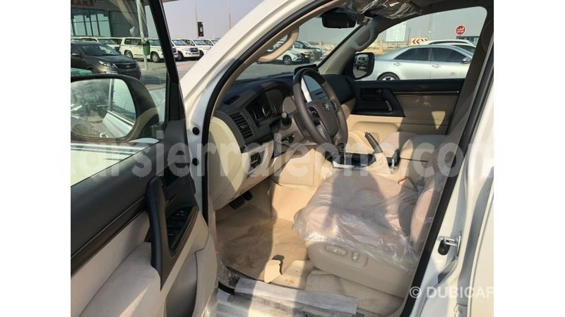 Big with watermark toyota land cruiser kailahun import dubai 6097