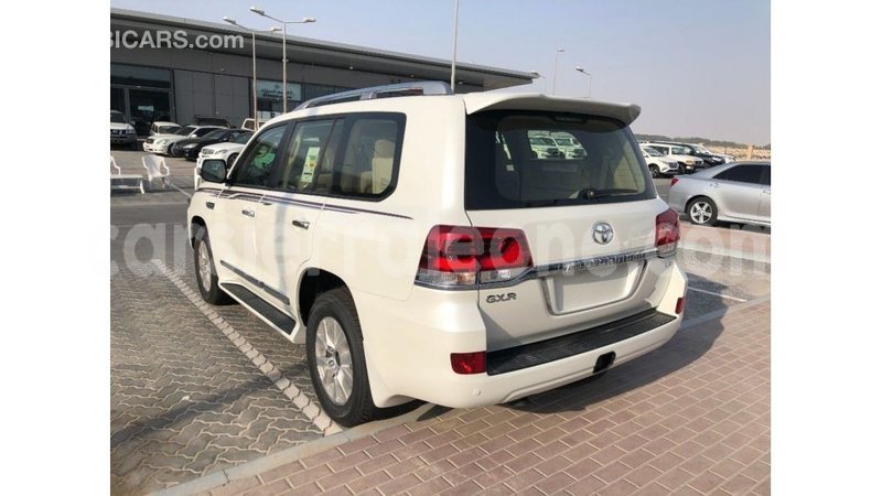 Big with watermark toyota land cruiser kailahun import dubai 6097