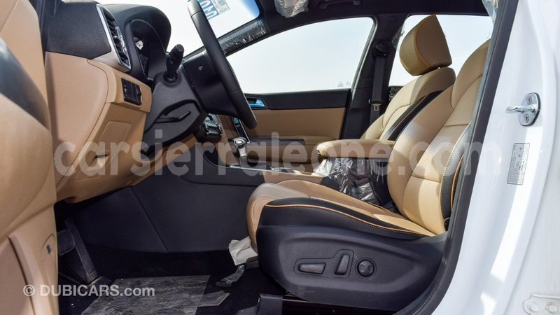Big with watermark kia sportage kailahun import dubai 6102