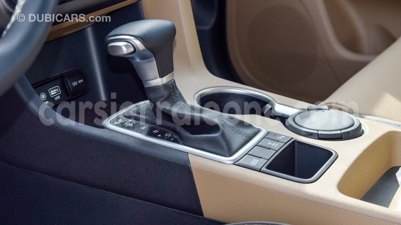 Big with watermark kia sportage kailahun import dubai 6102