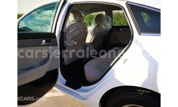 Acheter Import Voiture Hyundai Sonata Blanc à Import - Dubai, Kailahun Acheter Import Voiture Hyundai Sonata Blanc à Import - Dubai, Kailahun