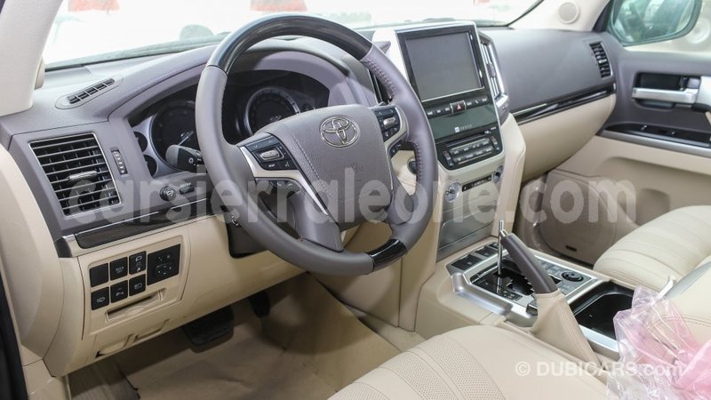 Big with watermark toyota land cruiser kailahun import dubai 6106