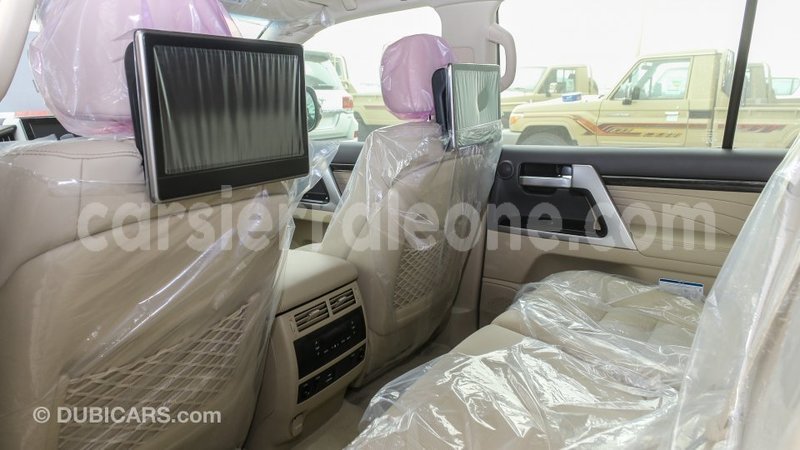 Big with watermark toyota land cruiser kailahun import dubai 6106