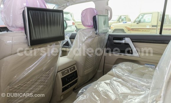 Buy Import Toyota Land Cruiser Black Car in Import - Dubai in Kailahun Buy Import Toyota Land Cruiser Black Car in Import - Dubai in Kailahun