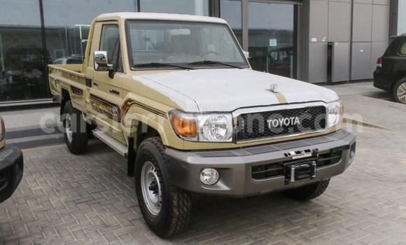 Buy Import Toyota Land Cruiser Beige Car in Import - Dubai in Kailahun Buy Import Toyota Land Cruiser Beige Car in Import - Dubai in Kailahun