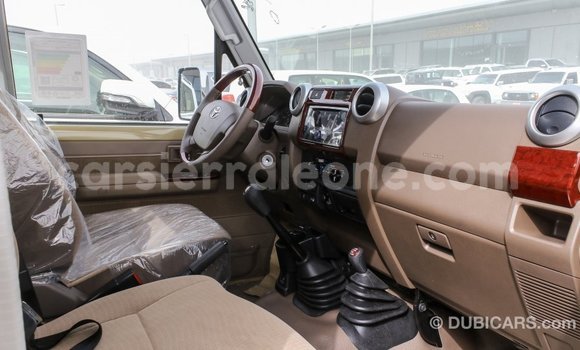 Buy Import Toyota Land Cruiser Beige Car in Import - Dubai in Kailahun Buy Import Toyota Land Cruiser Beige Car in Import - Dubai in Kailahun