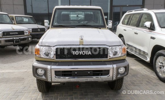 Buy Import Toyota Land Cruiser Beige Car in Import - Dubai in Kailahun Buy Import Toyota Land Cruiser Beige Car in Import - Dubai in Kailahun