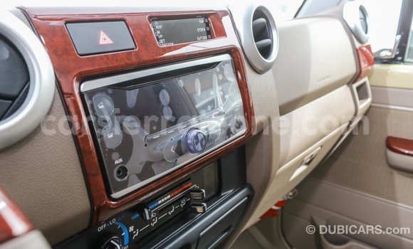 Buy Import Toyota Land Cruiser Beige Car in Import - Dubai in Kailahun Buy Import Toyota Land Cruiser Beige Car in Import - Dubai in Kailahun