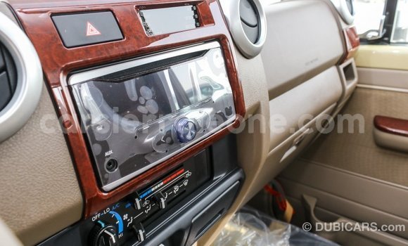 Buy Import Toyota Land Cruiser Beige Car in Import - Dubai in Kailahun Buy Import Toyota Land Cruiser Beige Car in Import - Dubai in Kailahun