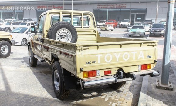 Buy Import Toyota Land Cruiser Beige Car in Import - Dubai in Kailahun Buy Import Toyota Land Cruiser Beige Car in Import - Dubai in Kailahun