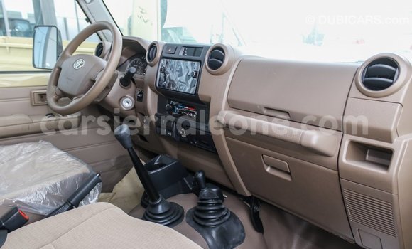 Buy Import Toyota Land Cruiser Beige Car in Import - Dubai in Kailahun Buy Import Toyota Land Cruiser Beige Car in Import - Dubai in Kailahun