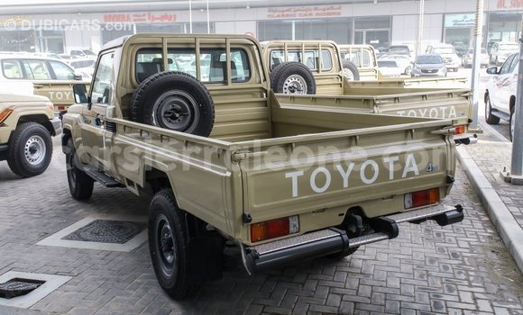 Buy Import Toyota Land Cruiser Beige Car in Import - Dubai in Kailahun Buy Import Toyota Land Cruiser Beige Car in Import - Dubai in Kailahun