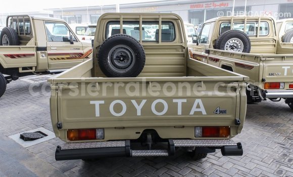 Buy Import Toyota Land Cruiser Beige Car in Import - Dubai in Kailahun Buy Import Toyota Land Cruiser Beige Car in Import - Dubai in Kailahun