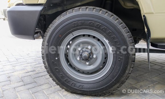 Buy Import Toyota Land Cruiser Beige Car in Import - Dubai in Kailahun Buy Import Toyota Land Cruiser Beige Car in Import - Dubai in Kailahun