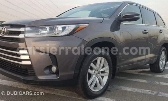 Buy Import Toyota Highlander Other Car in Import - Dubai in Kailahun Buy Import Toyota Highlander Other Car in Import - Dubai in Kailahun