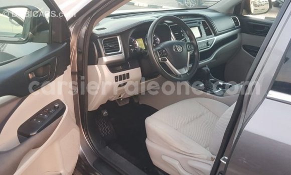 Buy Import Toyota Highlander Other Car in Import - Dubai in Kailahun Buy Import Toyota Highlander Other Car in Import - Dubai in Kailahun