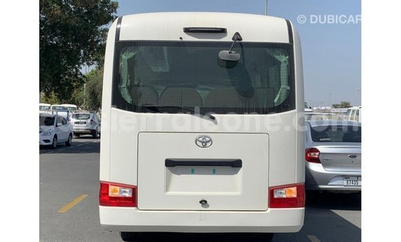 Buy Import Toyota Coaster White Car in Import - Dubai in Kailahun Buy Import Toyota Coaster White Car in Import - Dubai in Kailahun