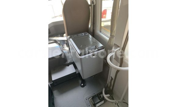 Buy Import Toyota Coaster White Car in Import - Dubai in Kailahun Buy Import Toyota Coaster White Car in Import - Dubai in Kailahun